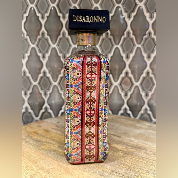 ETRO - Disaronno Wears Etro Limited Edition Gift Set. - Picture 6 of 17